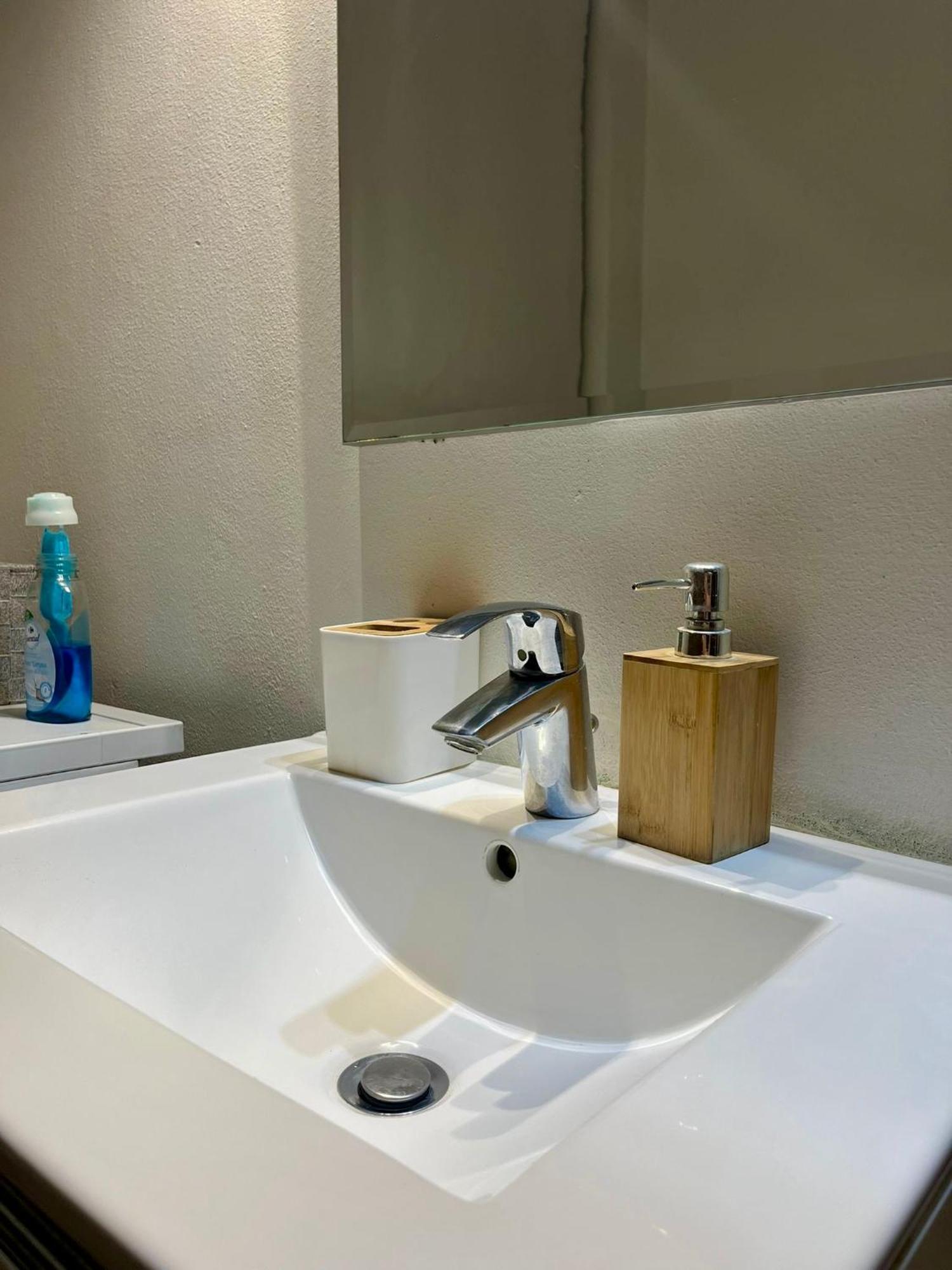 Residenza Corrado By Almanova Residenze Apartment Мантова Екстериор снимка